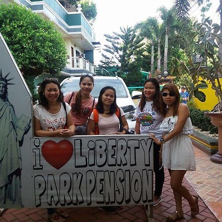 Liberty Park Pension Puerto Princesa Екстер'єр фото
