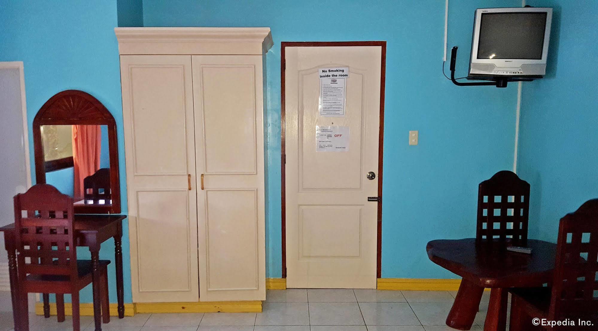 Liberty Park Pension Puerto Princesa Екстер'єр фото