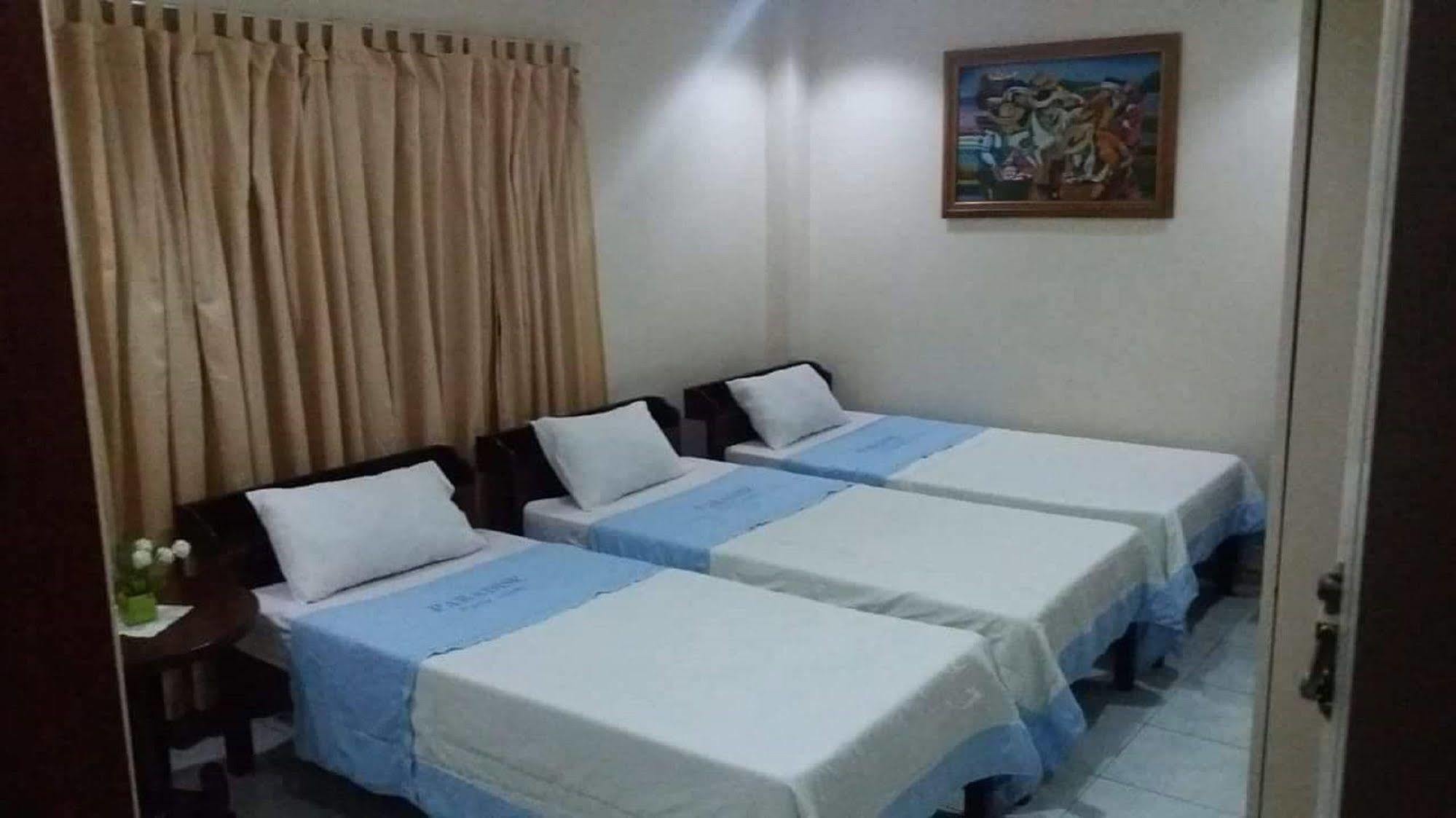 Liberty Park Pension Puerto Princesa Екстер'єр фото