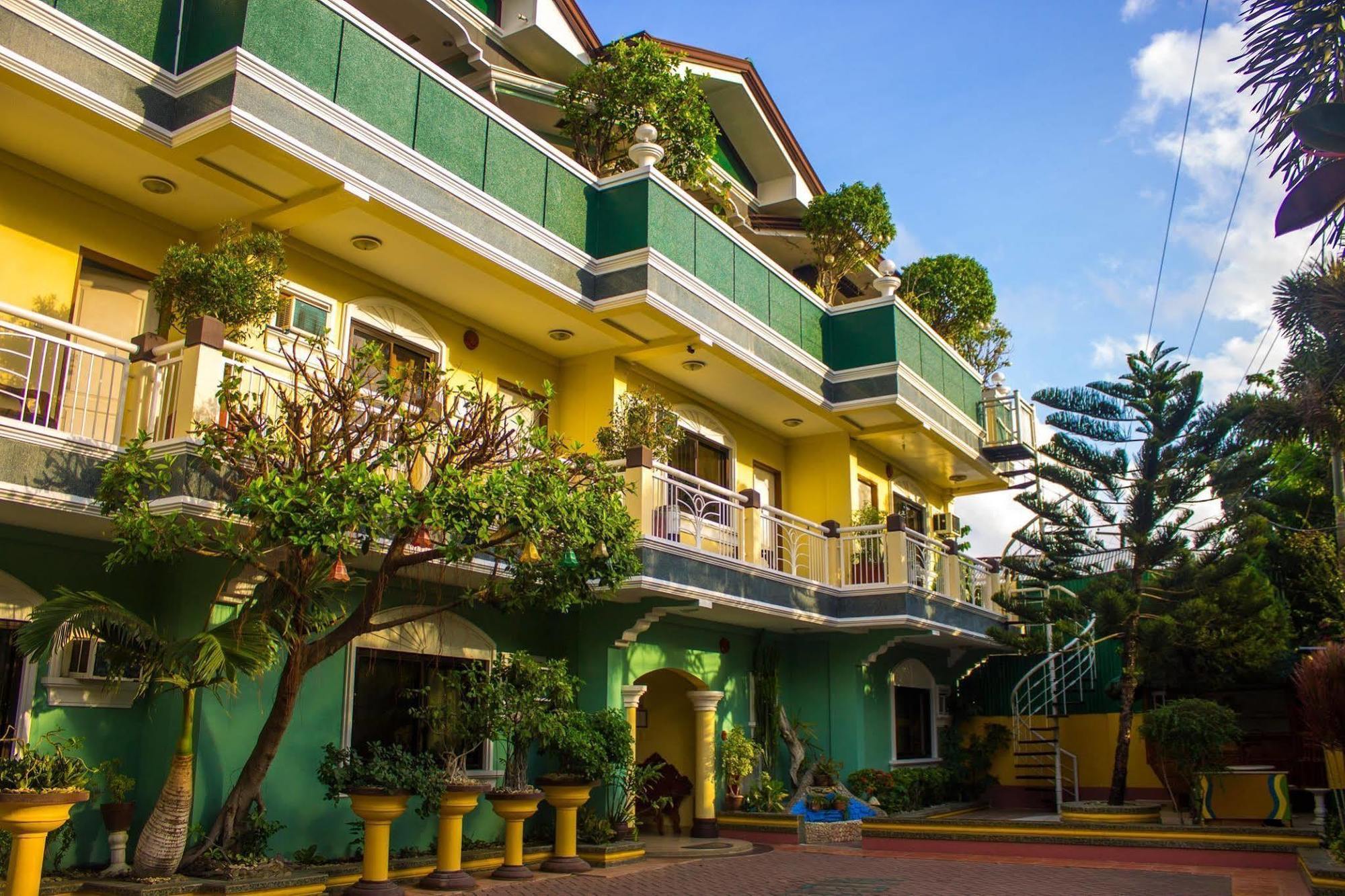 Liberty Park Pension Puerto Princesa Екстер'єр фото