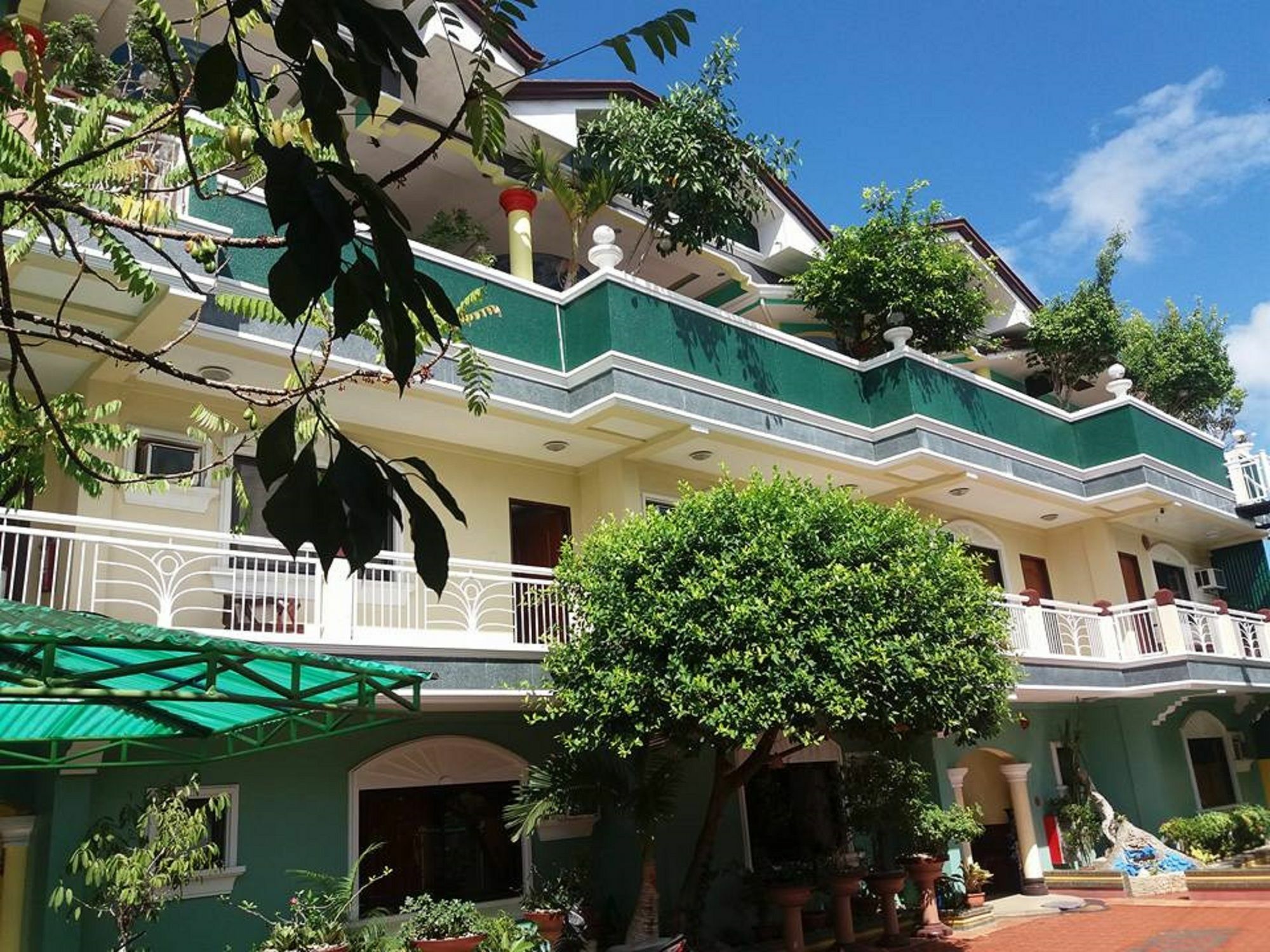 Liberty Park Pension Puerto Princesa Екстер'єр фото
